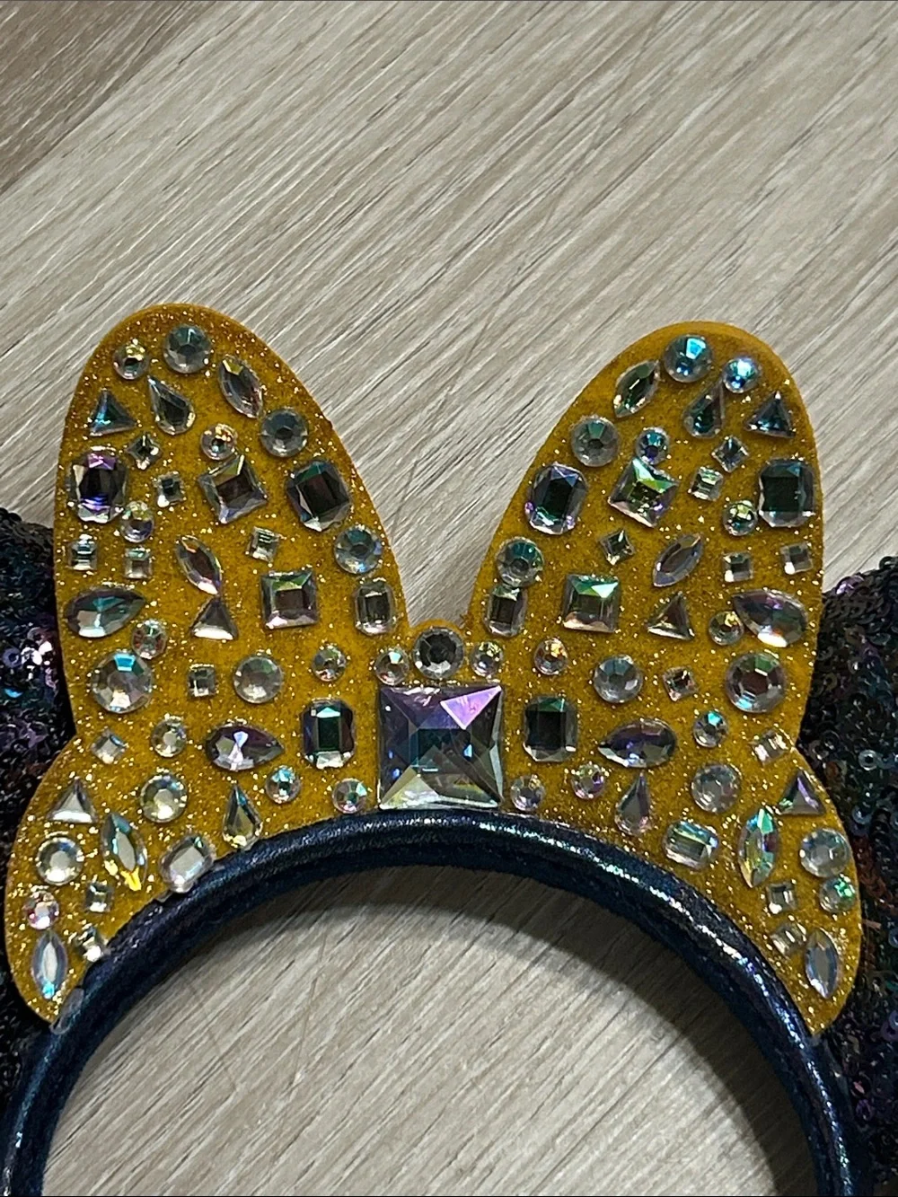 Disney Walt Disney Parks 50th Anniversary Bejeweled Bow Minnie Mouse Ears